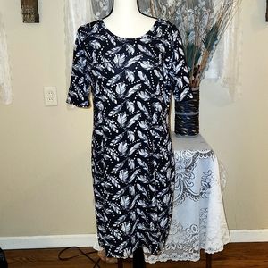 Lularoe Julia Dress Size XL. E-5